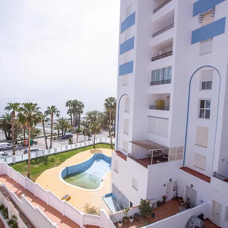 Apartment Ipanema Pool Velilla